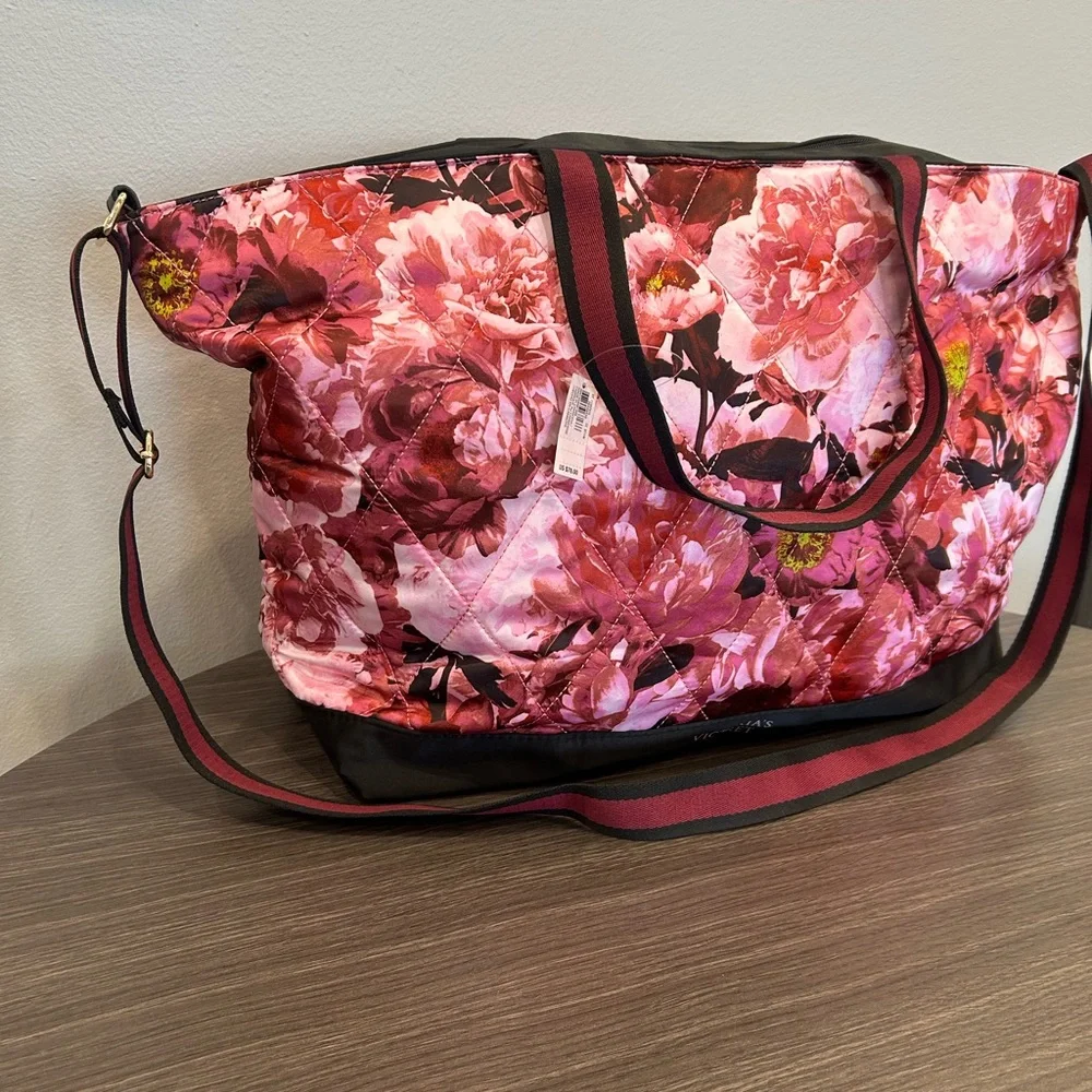 Victoria’s Secret Pink Floral Roses Quilted Weekender Bag Tote - Picture 3 of 8